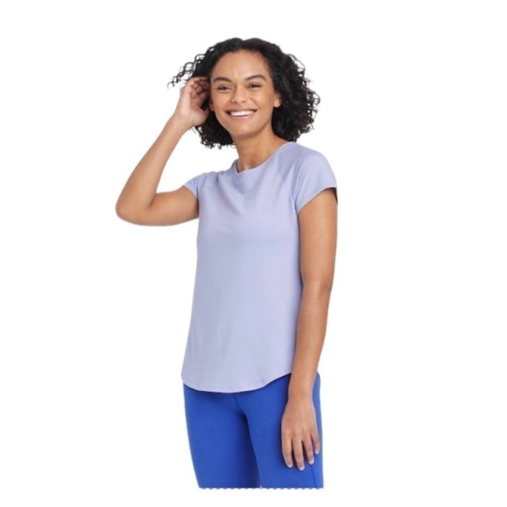 All in motion essential short sleeve T-shirt lilac purple nwt - Picture 1 of 5
